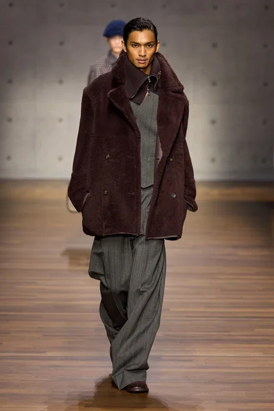 Look 59